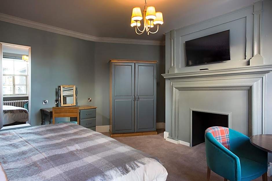 The Ostrich Inn Colnbrook London Heathrow