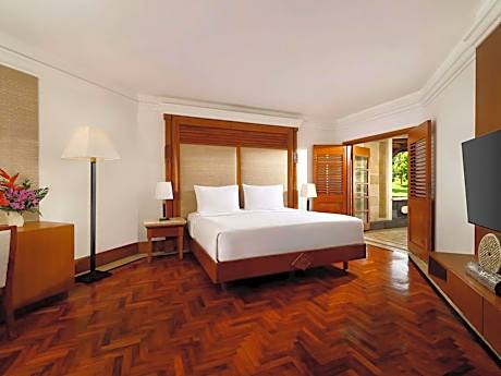 Palace Club King Suite