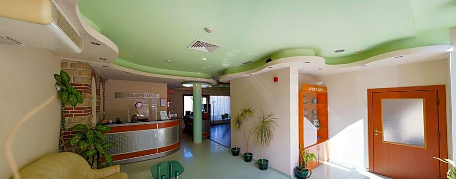 Dionis Hotel