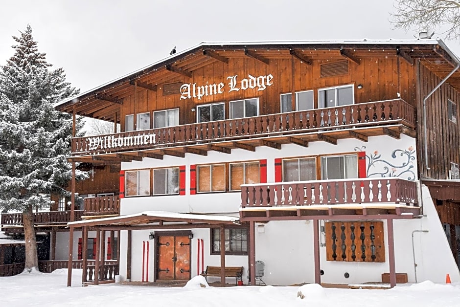 Alpine Lodge Red River