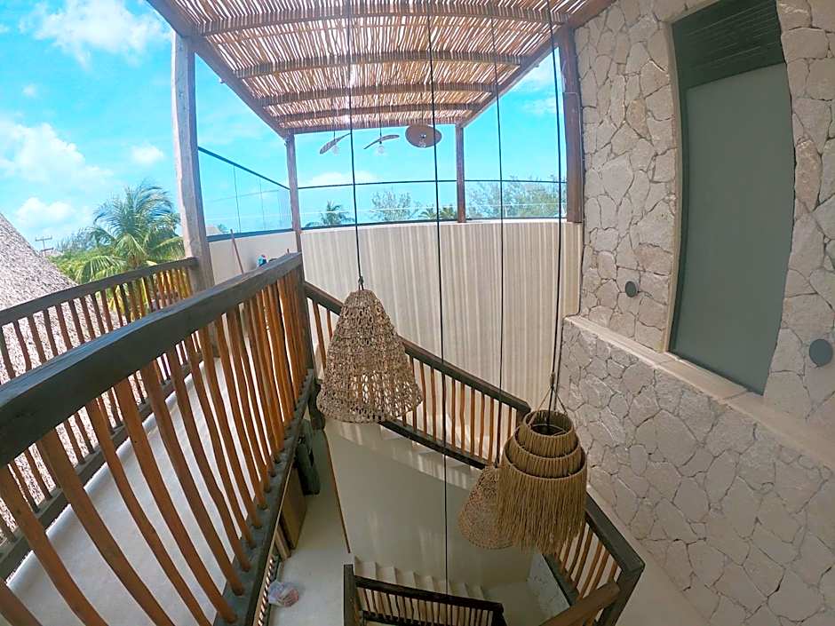 Casa Hood By the Sea