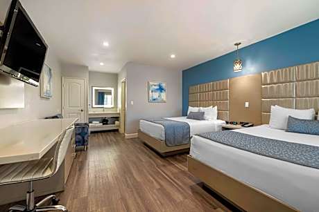 2 Queen Beds, Non-Smoking, 2 Rooms, Sofabed, Flat Screen Television, Refrigerator, Full Breakfast