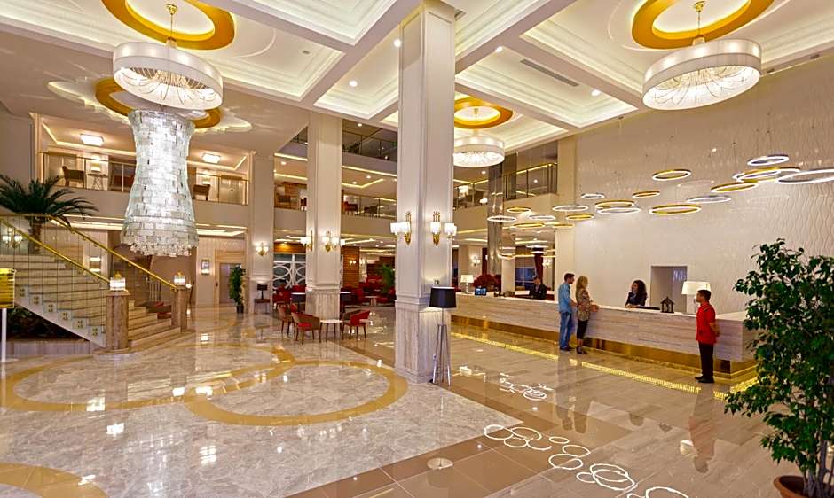 Royal Garden Beach Hotel