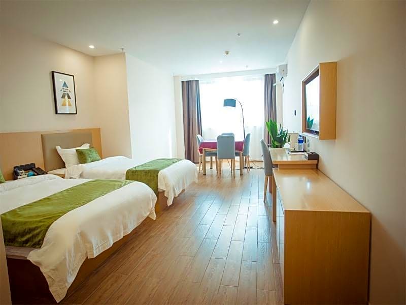 GreenTree Inn Express Nantong Development Zone Guibiyuan