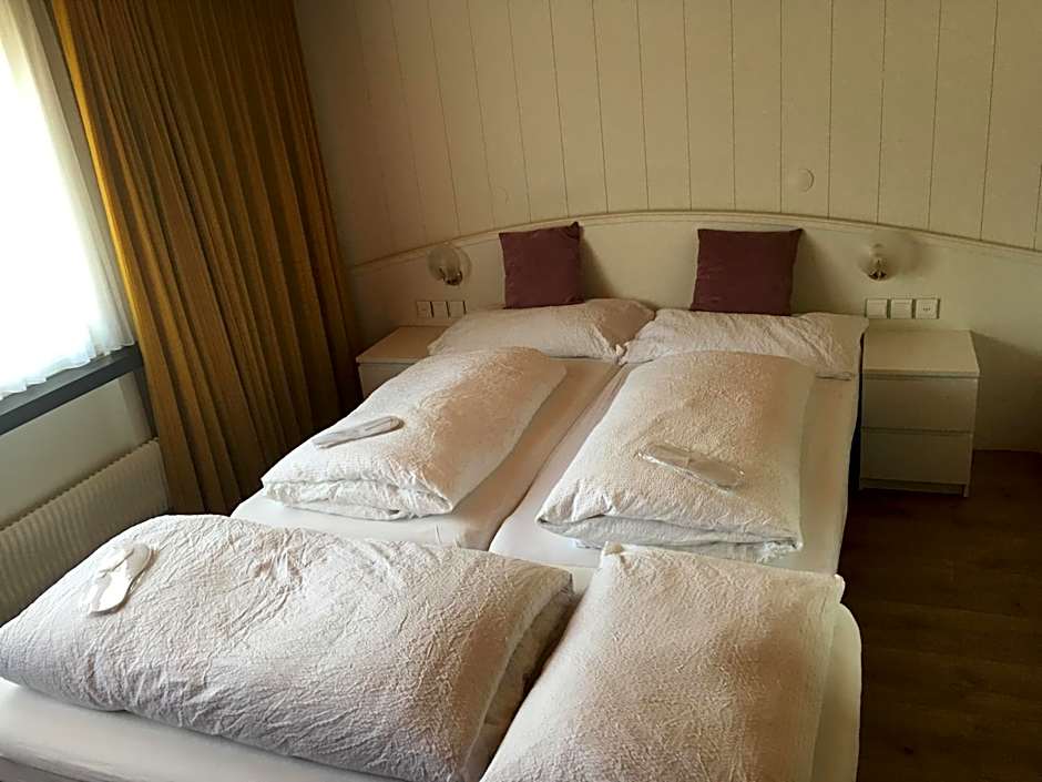 Hotel Garni Rösslipost