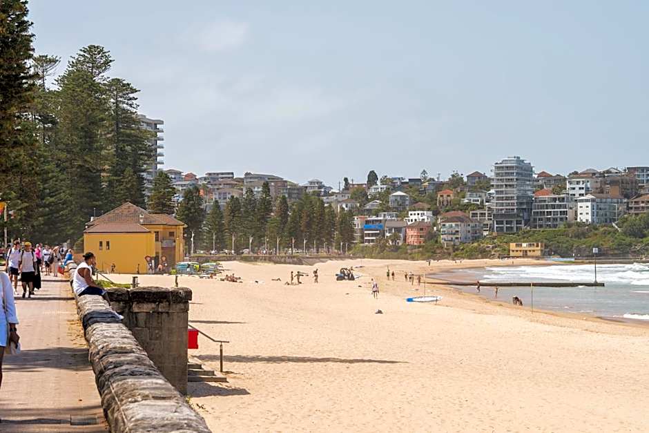 Manly Beach Guesthouse