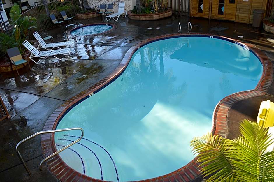 Dynasty Suites Redlands