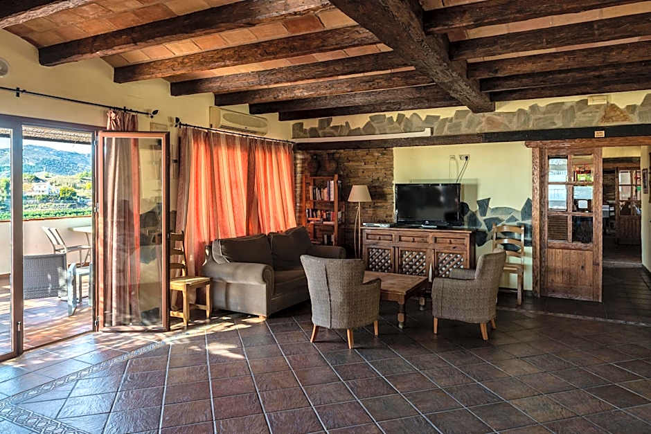 Hotel Rural Almazara