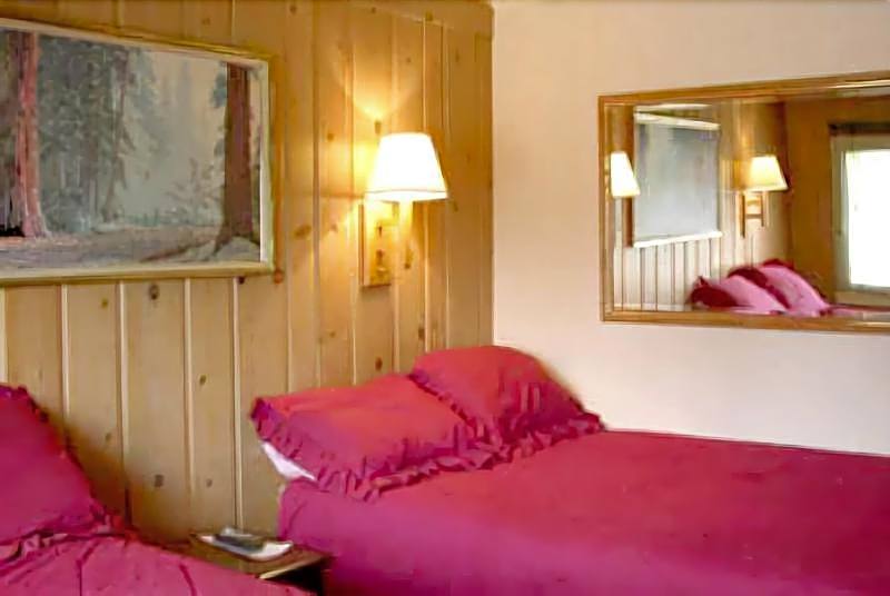 Brundage Inn