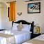 Hotel Bucaneros