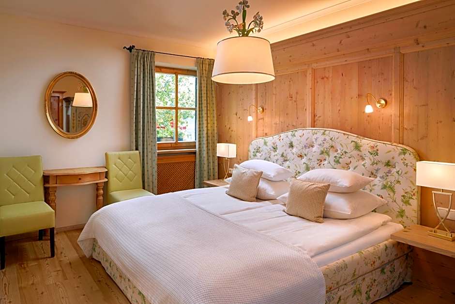 Landsitz Römerhof - Hotel Apartments