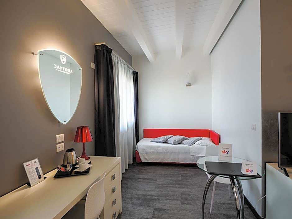 Daytona Business Hotel