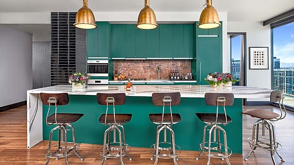 The Rally Hotel at McGregor Square