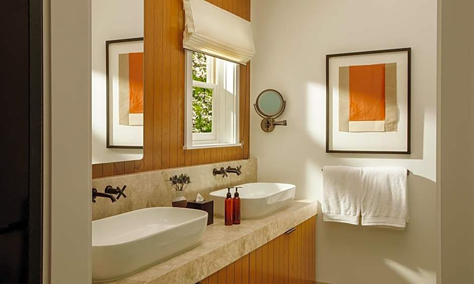 MacArthur Place Inn & Spa