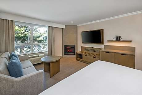 Premier King Fireplace