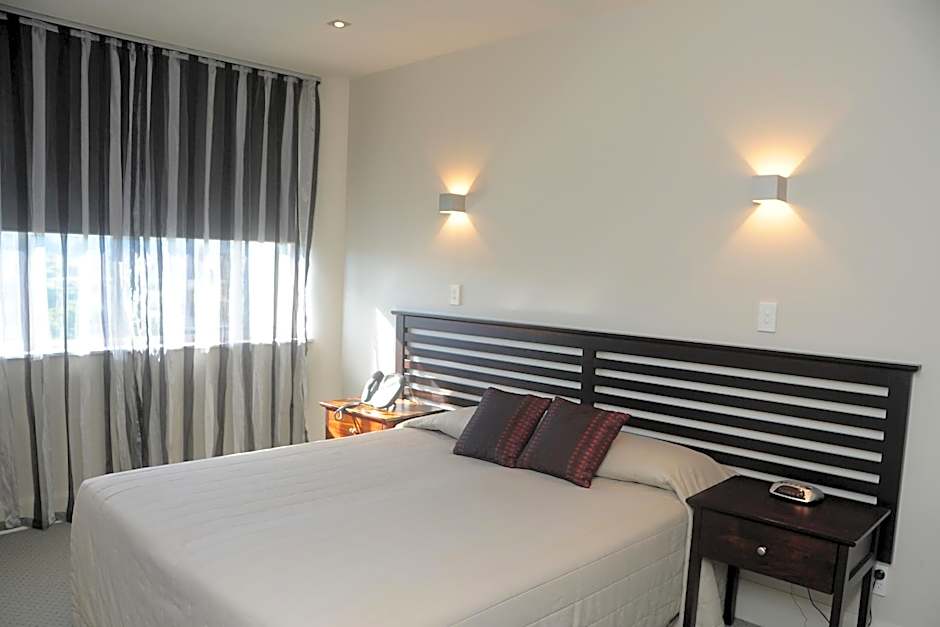 Emerald Hotel