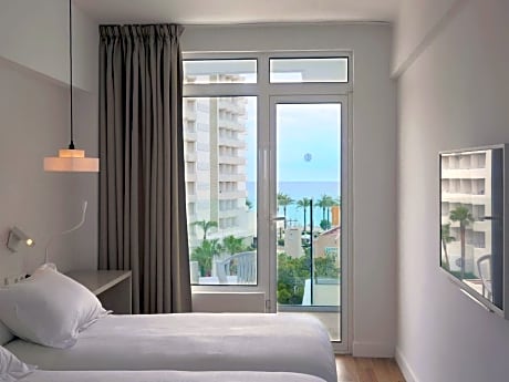 Twin Room with Partial Sea View