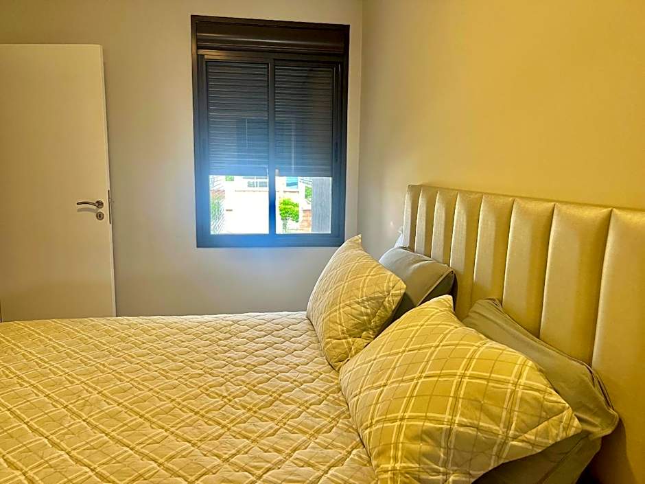 Lindo Apartamento! 100m da Praia Grande! EC01I