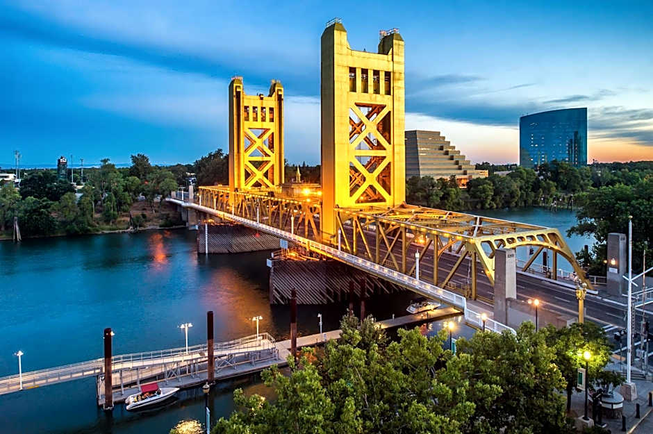 Embassy Suites By Hilton Hotel Sacramento-Riverfront Promenade