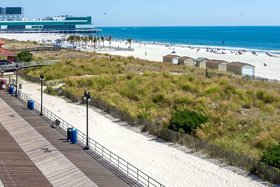 Atlantic Motor Inn Near Boardwalk