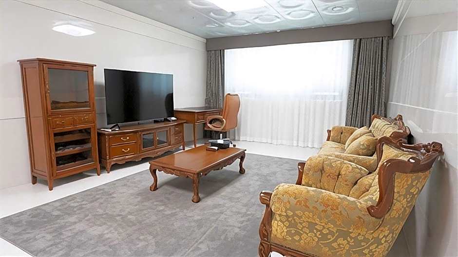 Taebaek Hotel