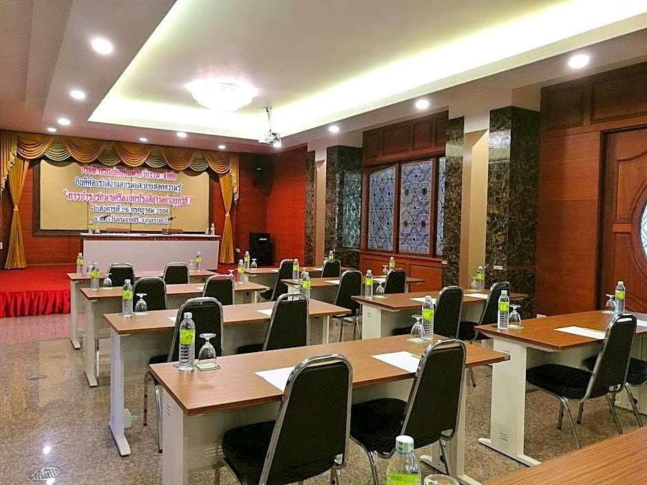 Nartsiri Hotel
