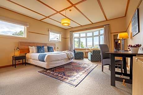 Superior Double or Twin Room with Lake View