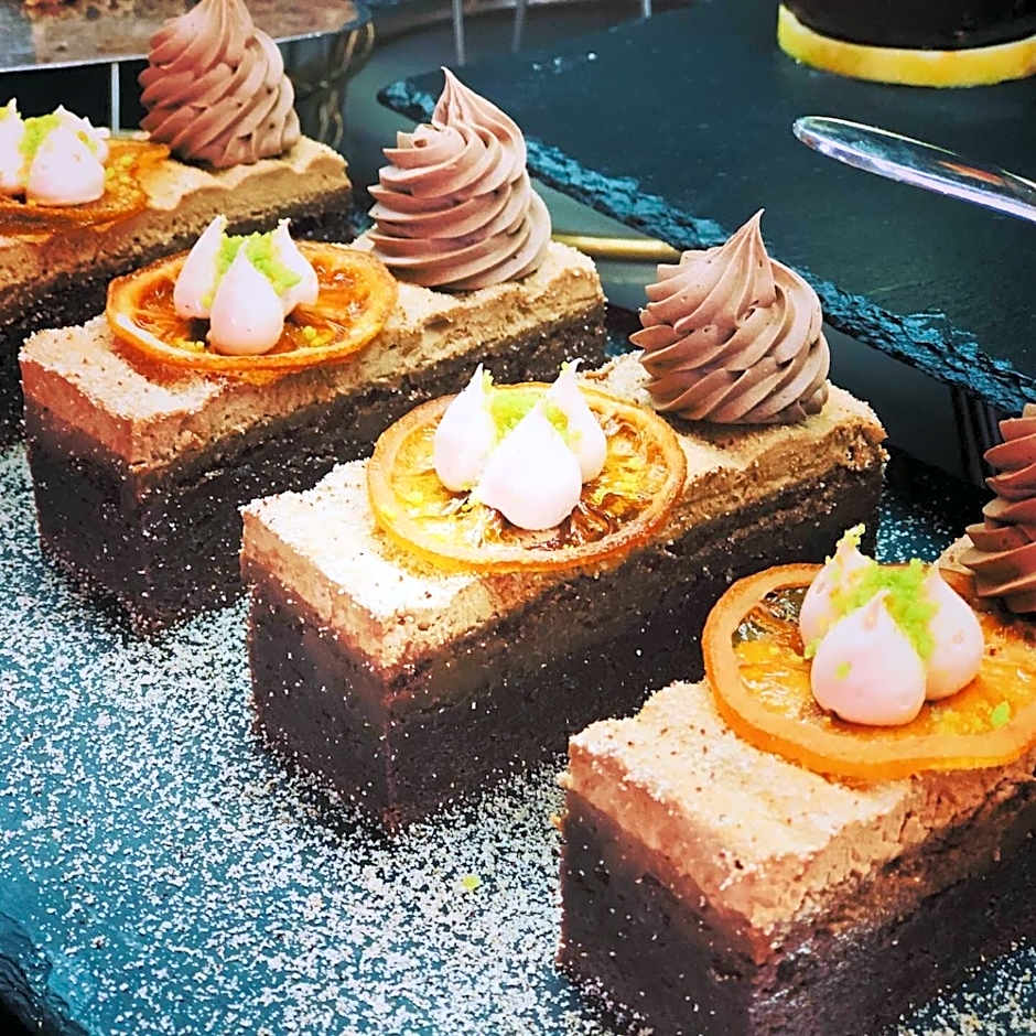 HVD Club Bor Ultra All Inclusive - Private Beach & Free parking