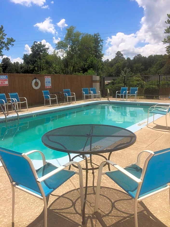 Knights Inn Longview