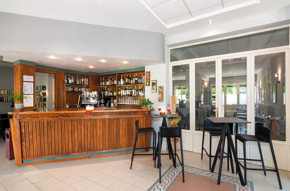 Hotel Apuana