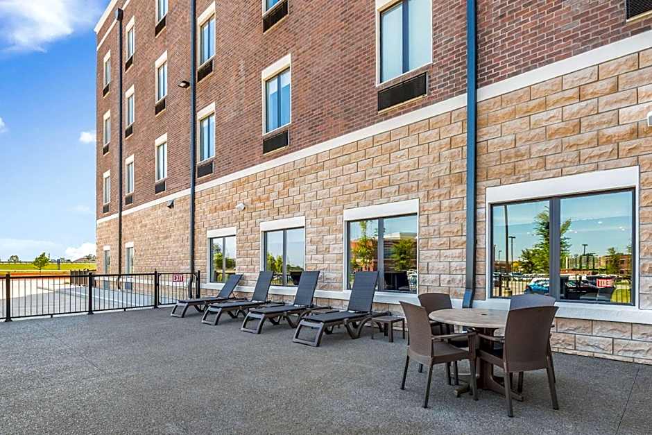 Comfort Suites Marysville Columbus - Northwest