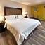 Country Inn & Suites by Radisson, South Haven, MI