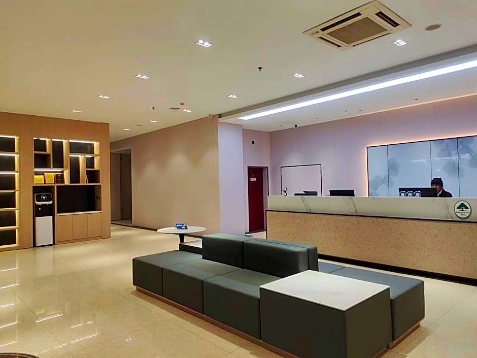 GreenTree Inn Jiangxi Jiujiang Shili Avenue Business Hotel