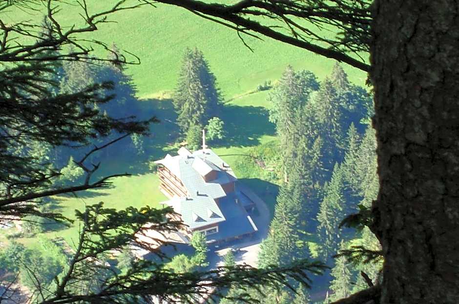 Hotel Les Lans