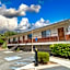 Mariposa Lodge