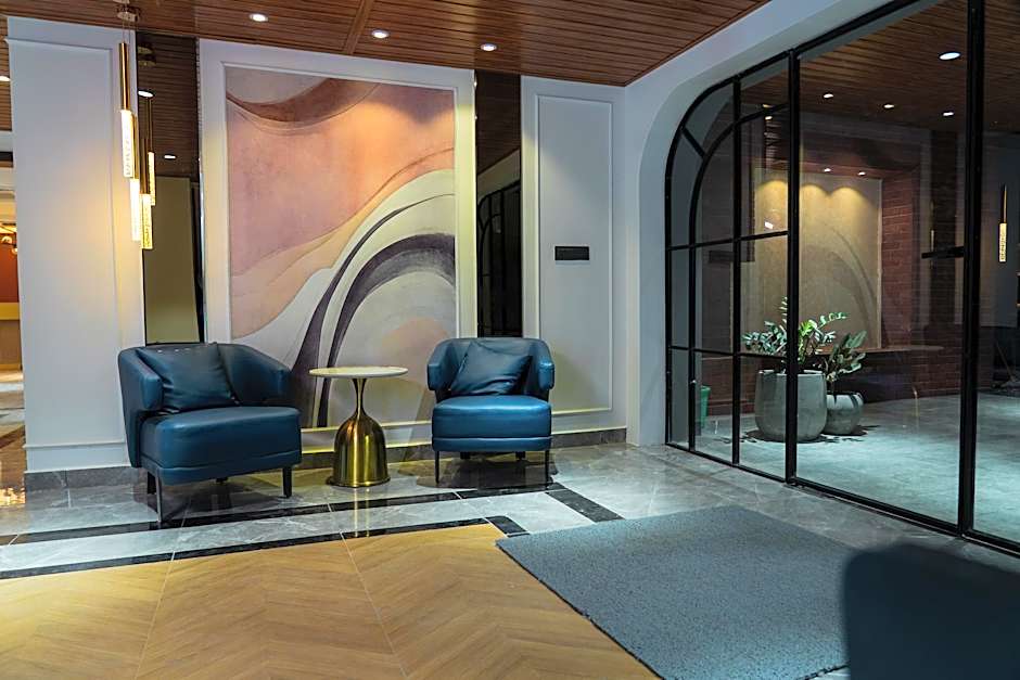 Trunk and Trolley Gachibowli