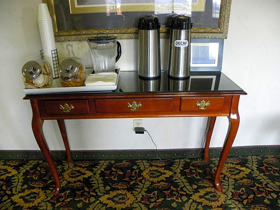 New Victorian Inn & Suites Kearney