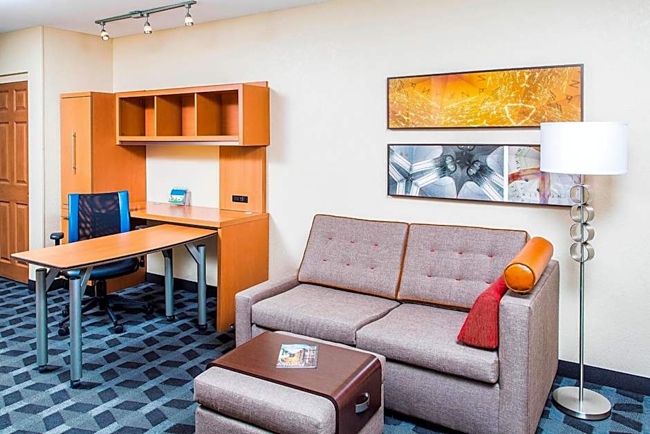 TownePlace Suites by Marriott Anaheim Maingate Near Angel Stadium