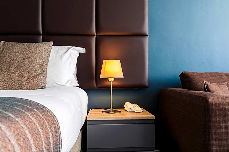 Kensington Court Hotel