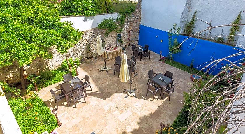 Old Town Boutique Hotel