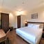 Sunset Hill Hotel