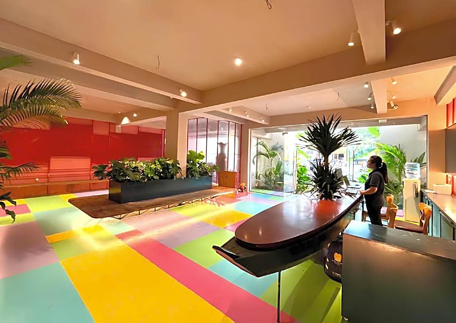 Joi Boutique Bãi Trước