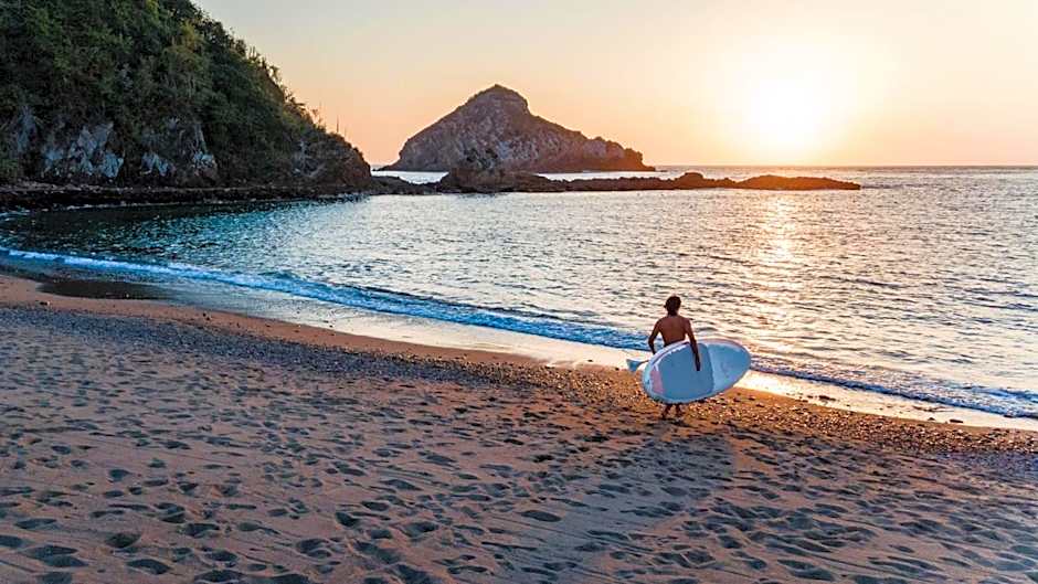 El Careyes Club & Residences