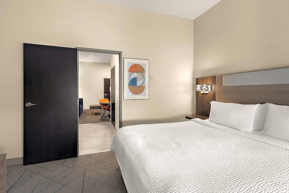 Holiday Inn Express & Suites Oklahoma City NW - Quail Springs By IHG
