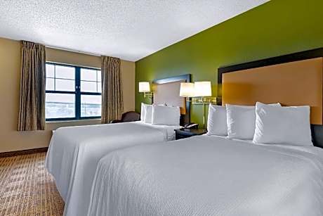 Deluxe 2 Full Accessible Non-Smoking