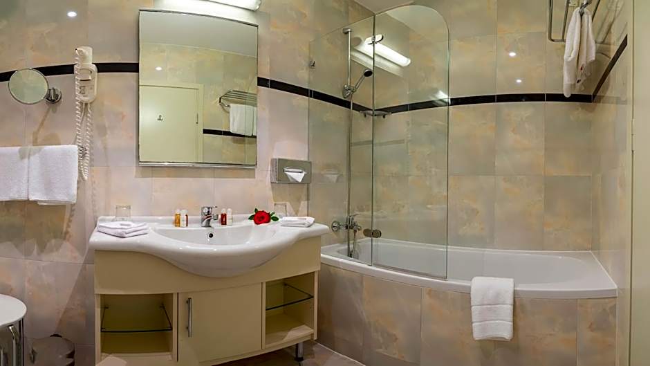 Hotel Kvarner Palace