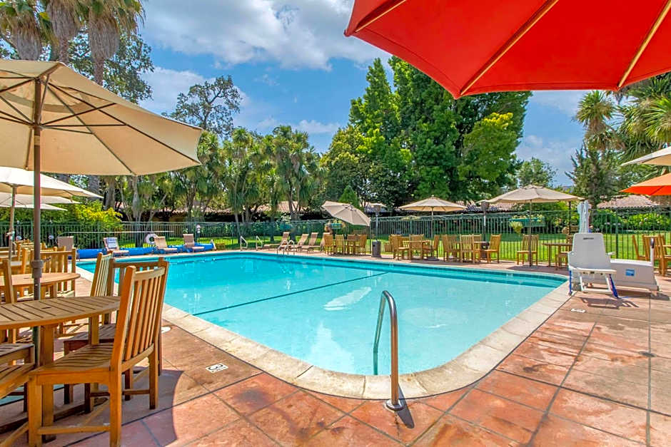 Inn Marin and Suites, Ascend Hotel Collection