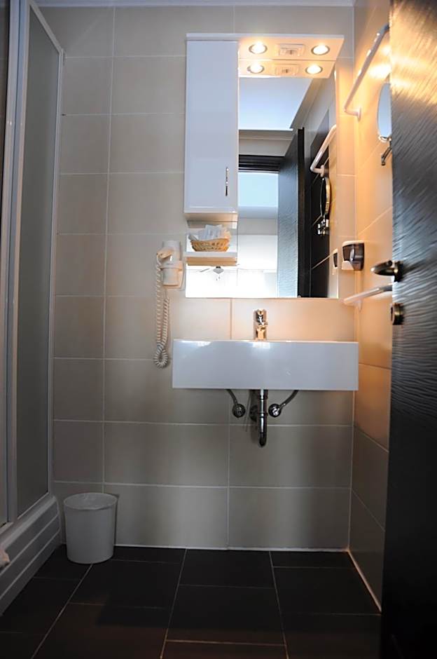 Green Hotel Budapest