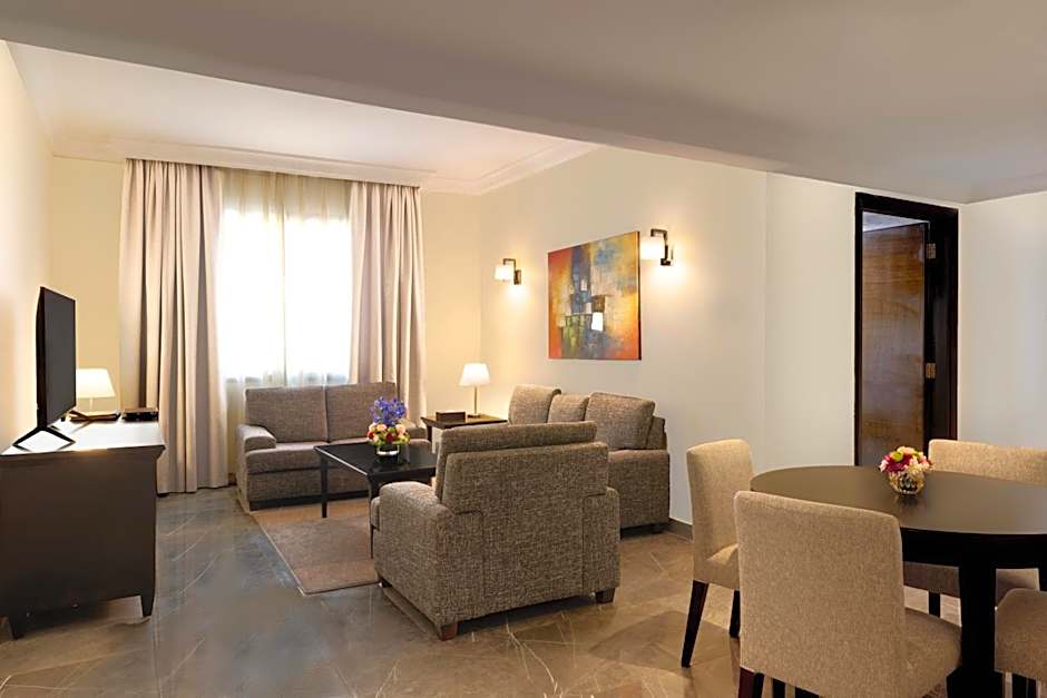 Dream City Hotel Apartments LLC