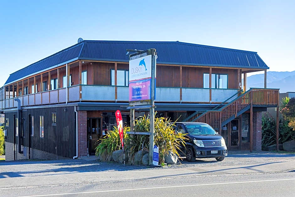 Dusky Lodge